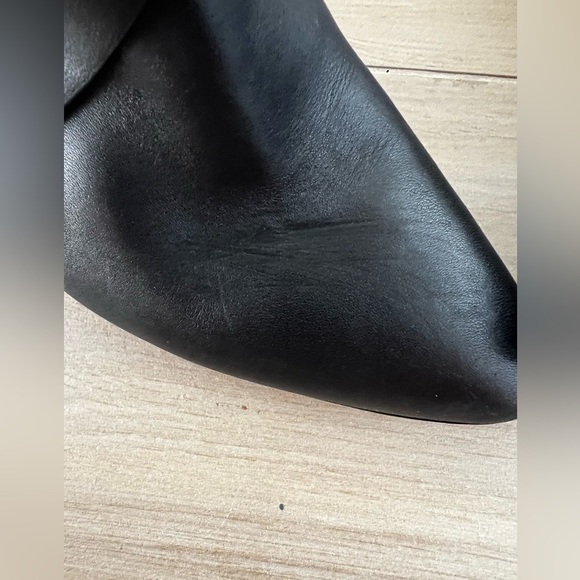 L’AGENCE Black Heeled Ankle Boots with Buckle Strap Detail Block Heel Booties - Picture 7 of 7